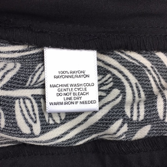 Ann Taylor LOFT Petite Pattern Slacks 0P - Picture 3 of 4